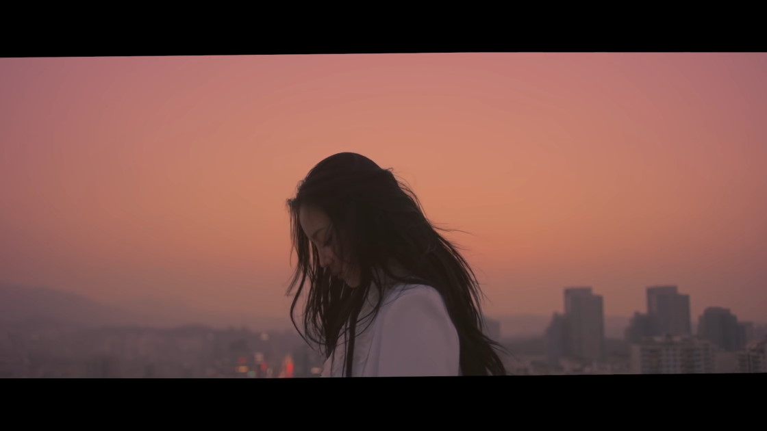 Lee Hi Breathe Rooftop – Modern Seoul